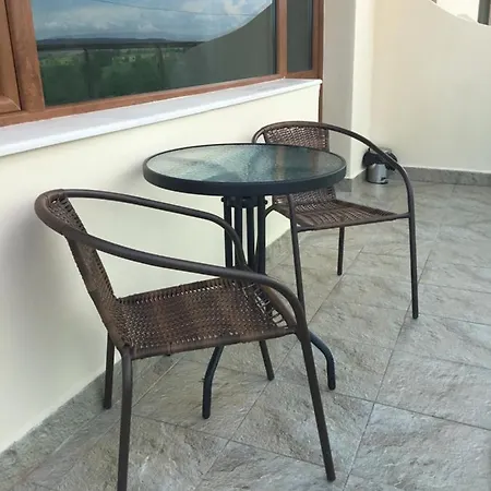 Pensiune емона,обзор