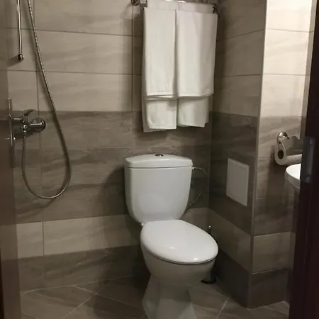 Къща За Гости Емона,Обзор *